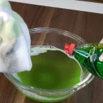 Usa este remedio casero y cualquier mancha de suciedad de tus calcetines desaparecerá de inmediato.