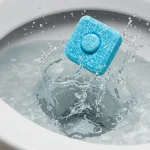 Dishwasher tablet in the toilet, let it act for a few minutes: what happens?